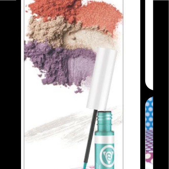 NIB MARY KAY AT PLAY BAKED EYE TRIO SUNSET BEACH EYESHADOW COMPACT ⭐️⭐️⭐️⭐️⭐️ - Picture 5 of 15